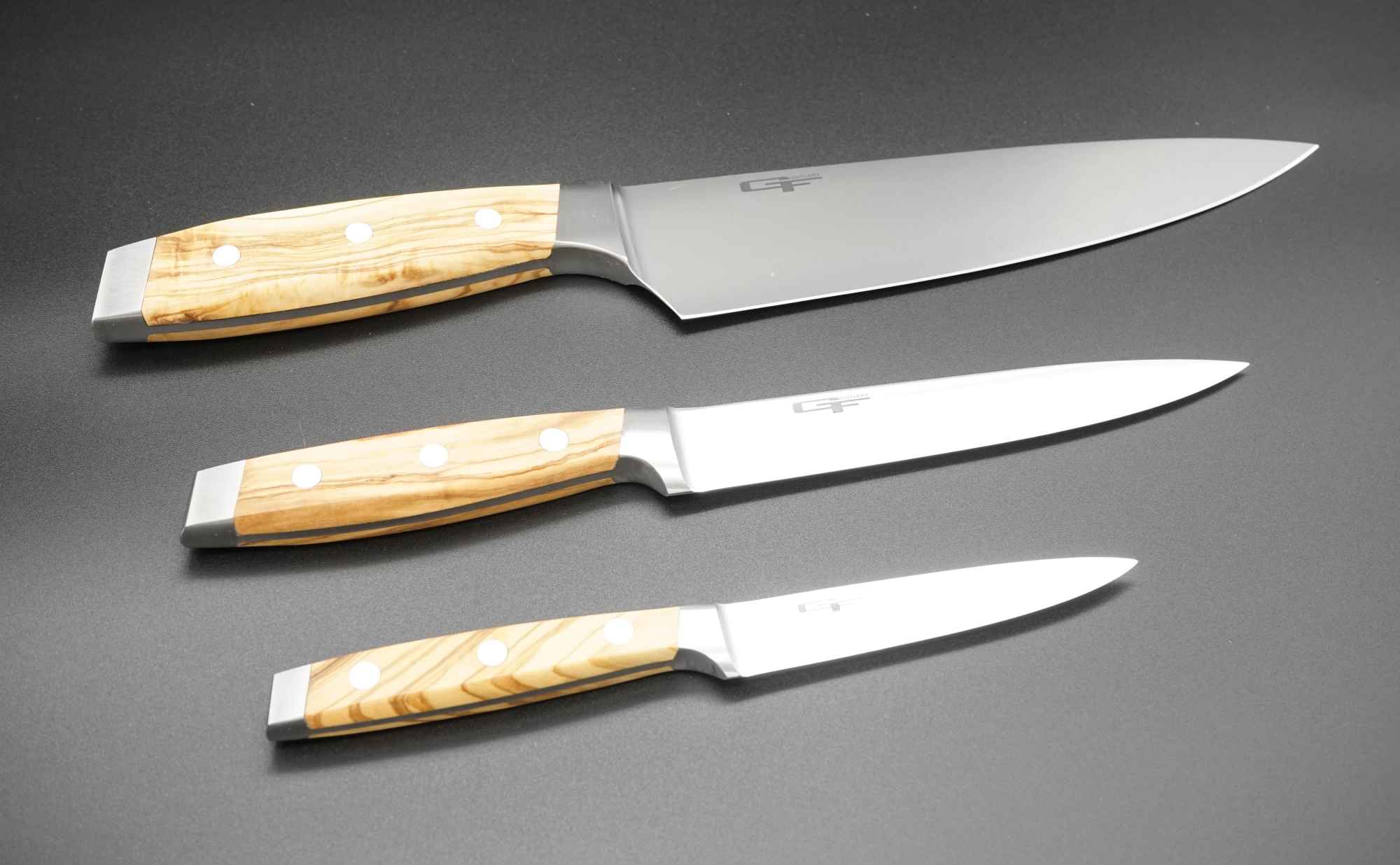 KOCHMESSER_GFC-Giovanni-Filomena-Cutlery-Solingen-MADE-IN-GERMANY-Besteck-Set-Messer-Pfannen-Topf-Toepfe-dishes-tableware-knives-knife-Tafelware-rostfrei-Edelstahl-stainless-steel-DSC01405-2