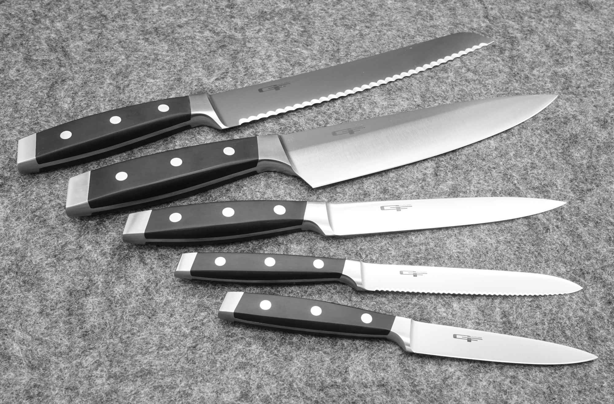 KOCHMESSER_GFC-Giovanni-Filomena-Cutlery-Solingen-MADE-IN-GERMANY-Besteck-Set-Messer-Pfannen-Topf-Toepfe-dishes-tableware-knives-knife-Tafelware-rostfrei-Edelstahl-stainless-steel-DSC01478-2